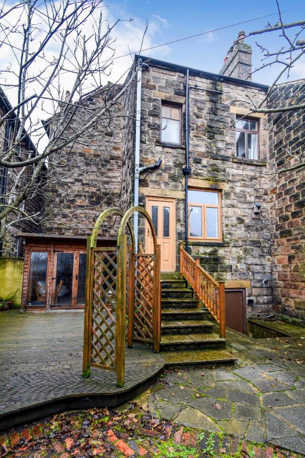 Spacious Victorian Townhouse Near Hcc With Off Street Parking ハロゲート エクステリア 写真